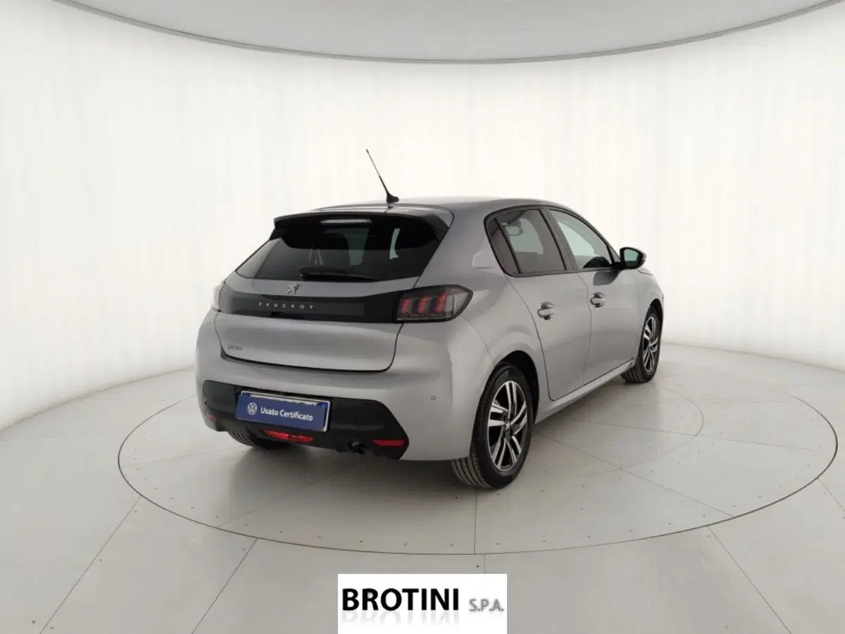 Peugeot 208 usata a La Spezia (3)