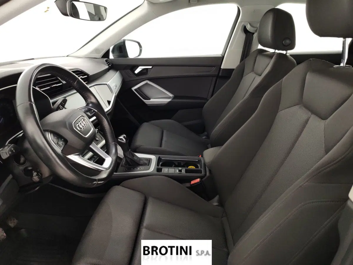 Audi Q3 Sportback usata a Massa-Carrara (7)