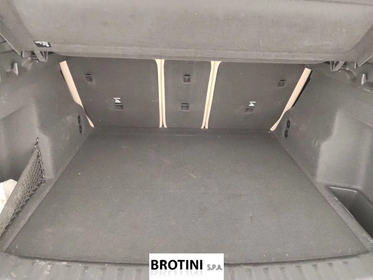 BMW X1 usata a Massa-Carrara (15)
