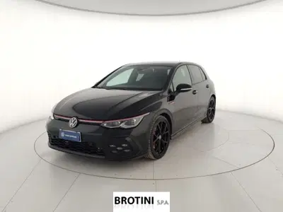 Volkswagen Golf 2.0 TSI GTI DSG del 2024 usata a Massa