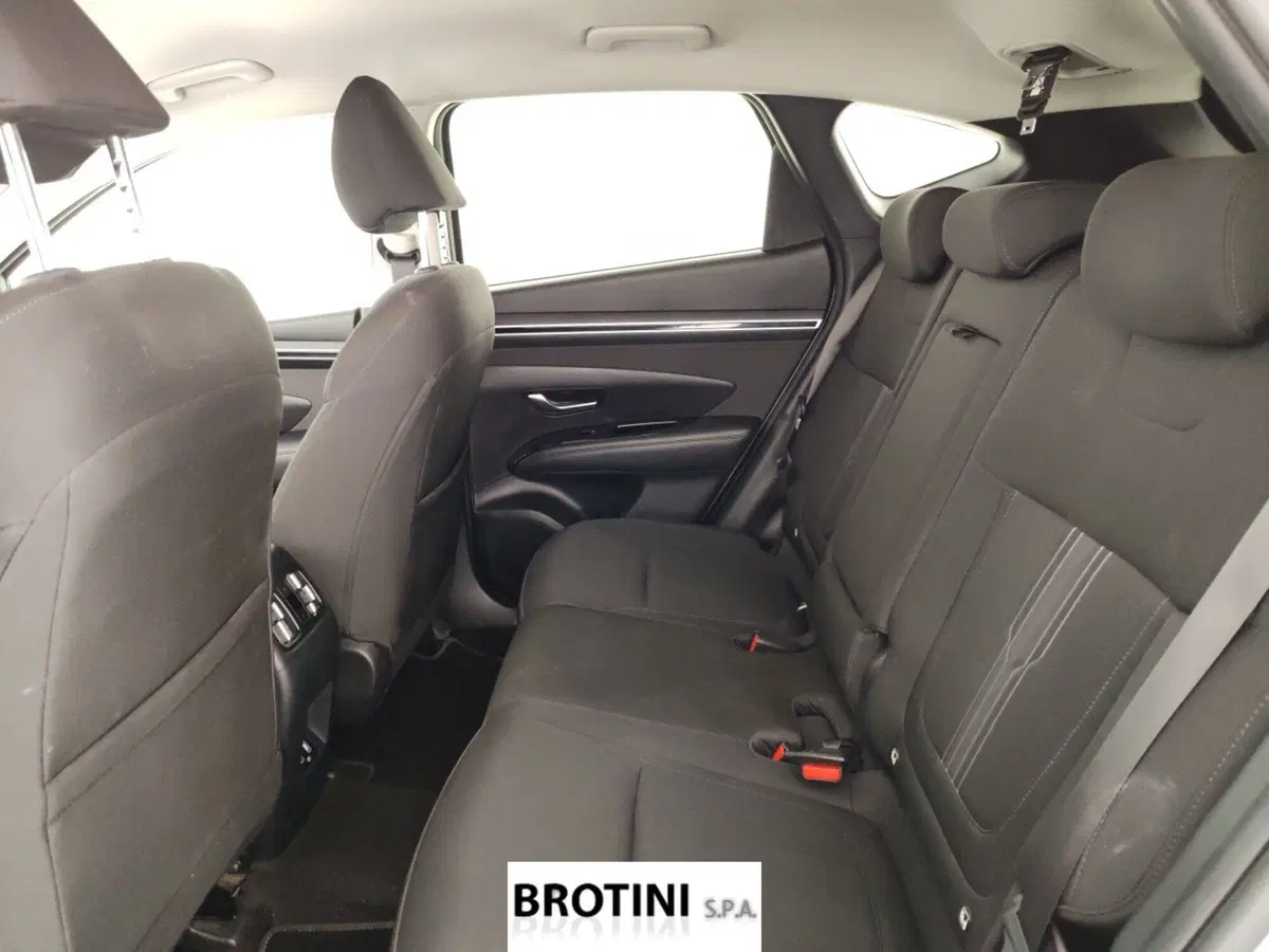 Hyundai Tucson usata a Massa-Carrara (10)