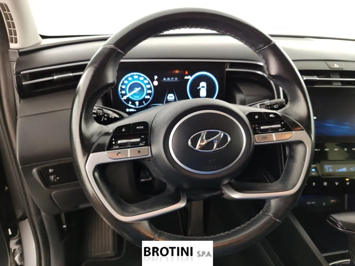 Hyundai Tucson usata a Massa-Carrara (14)