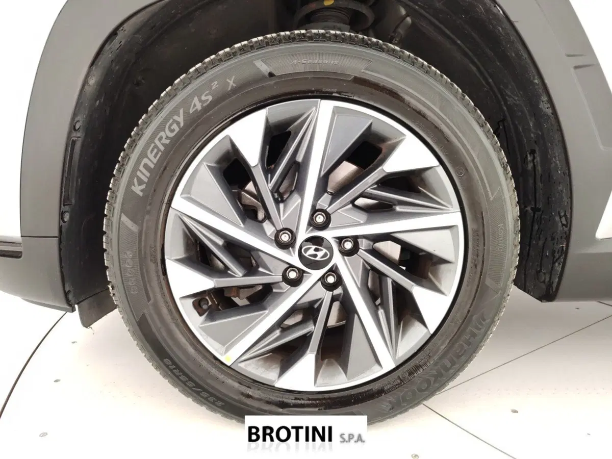 Hyundai Tucson usata a Massa-Carrara (6)