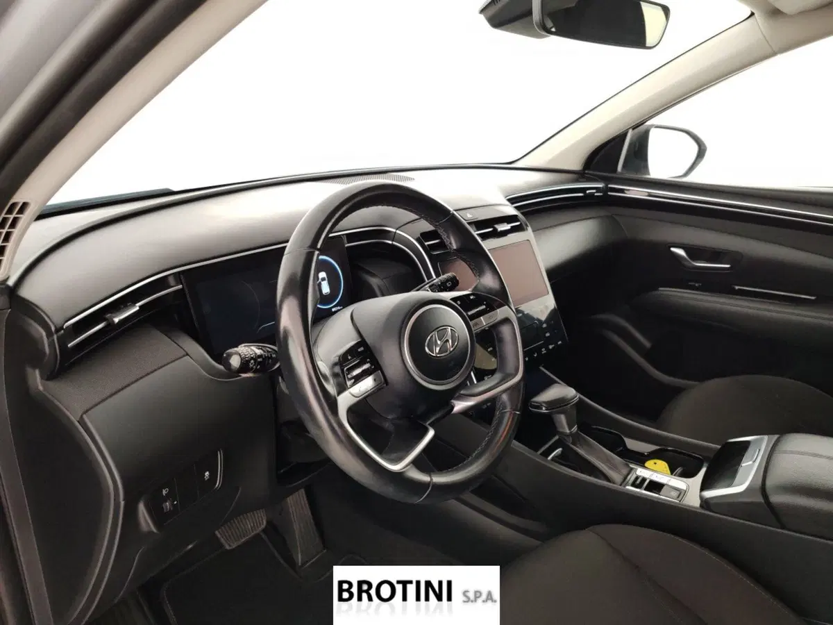 Hyundai Tucson usata a Massa-Carrara (8)