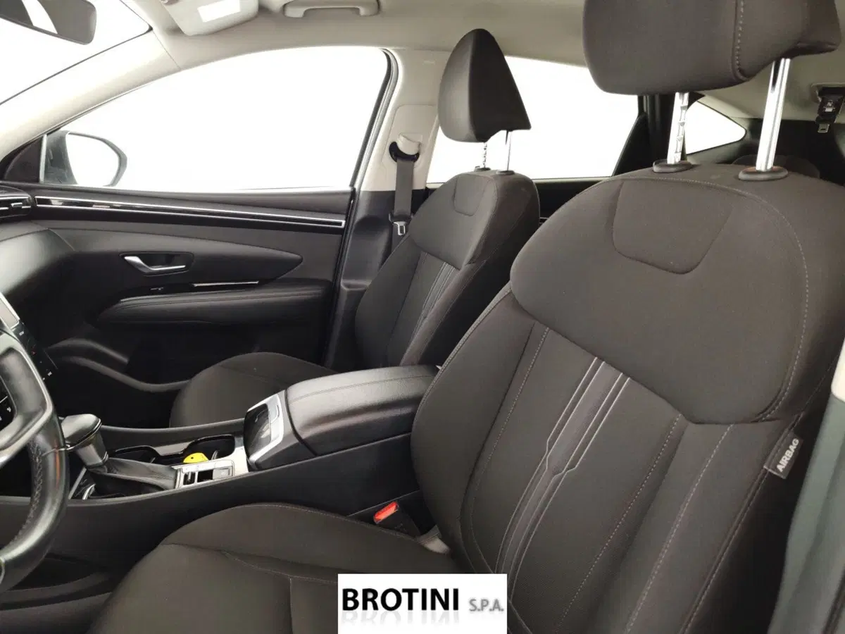 Hyundai Tucson usata a Massa-Carrara (9)