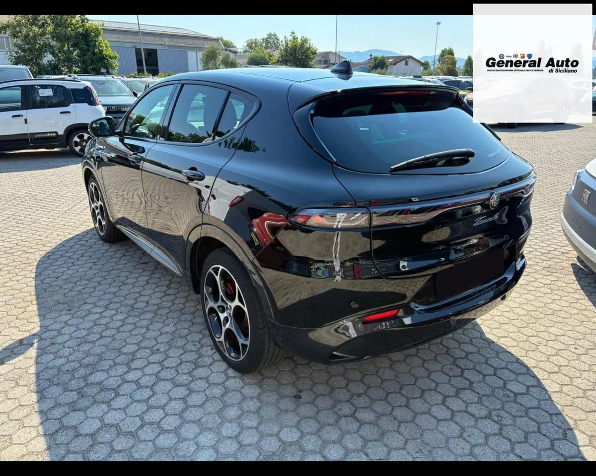 Alfa Romeo Tonale usata a Lucca (5)