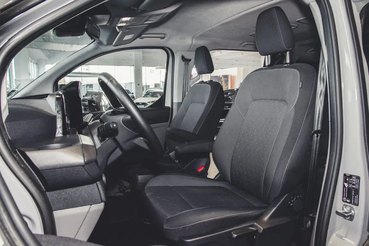 Ford Tourneo Custom usata a Vercelli (9)