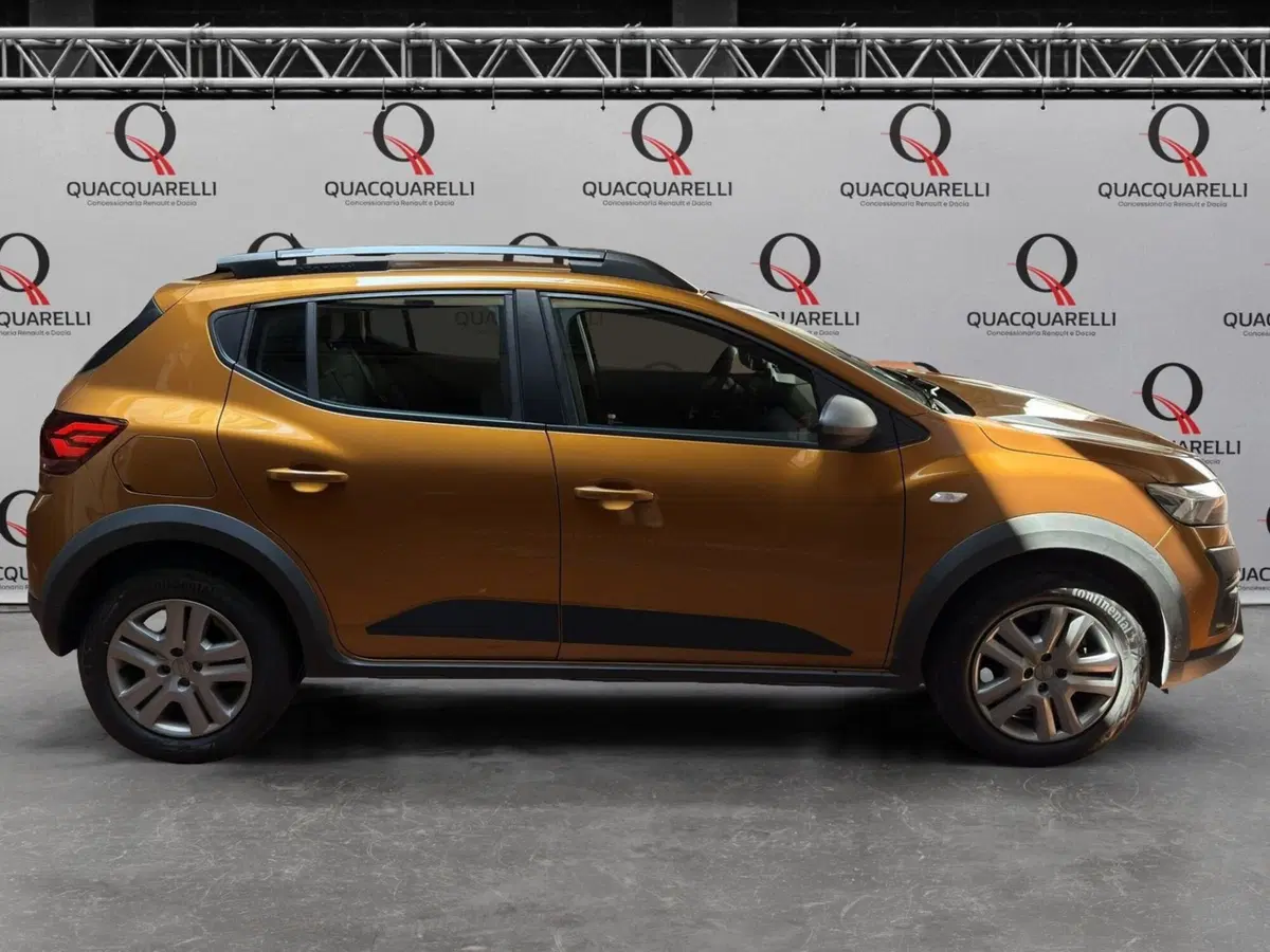 Dacia Sandero Stepway usata a Milano (3)