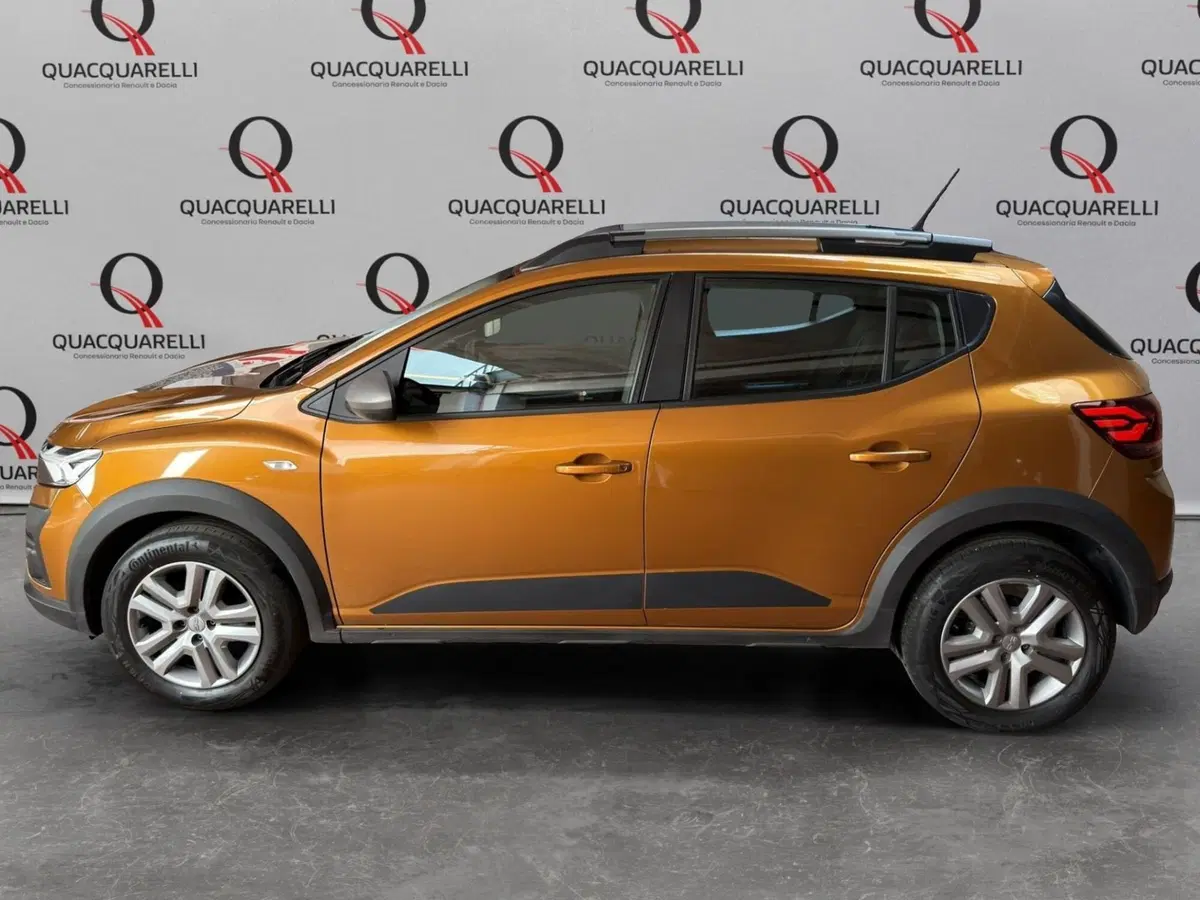 Dacia Sandero Stepway usata a Milano (7)