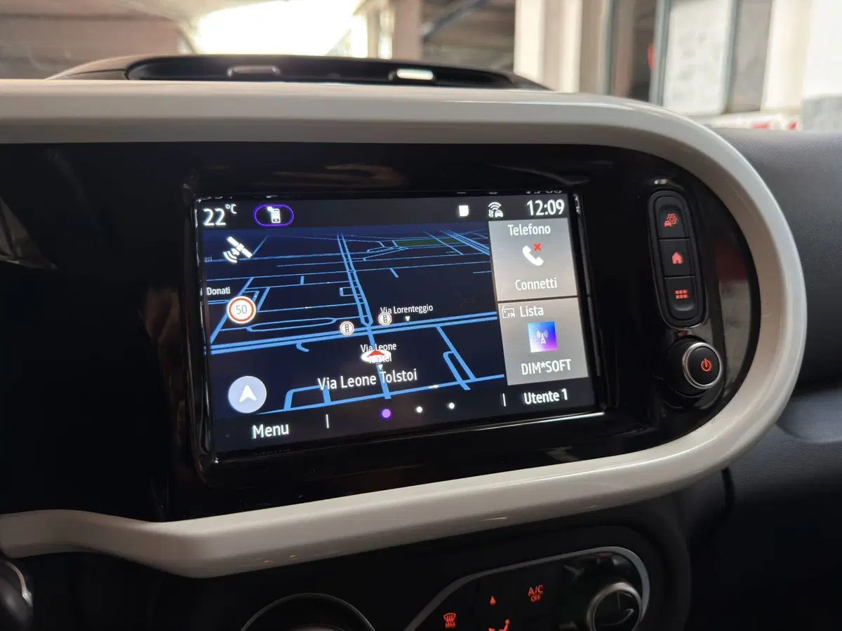 Renault Twingo usata a Milano (12)
