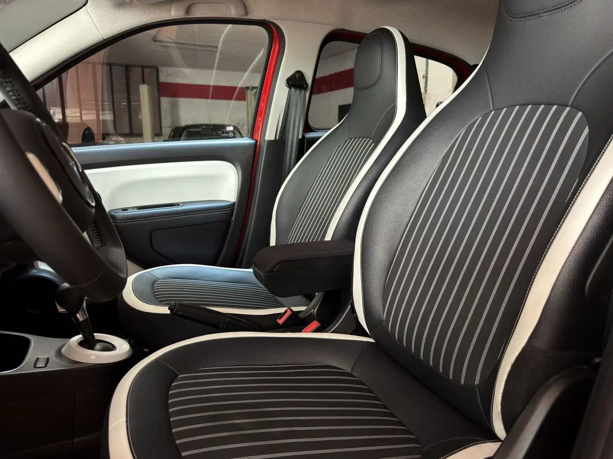 Renault Twingo usata a Milano (16)