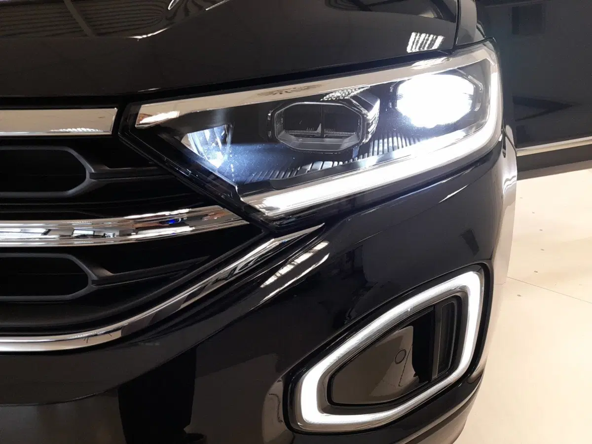 Volkswagen T-Roc usata a Bologna (8)