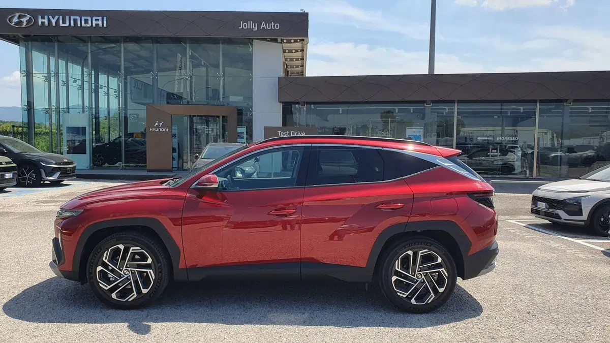Hyundai Tucson nuova a Frosinone (4)