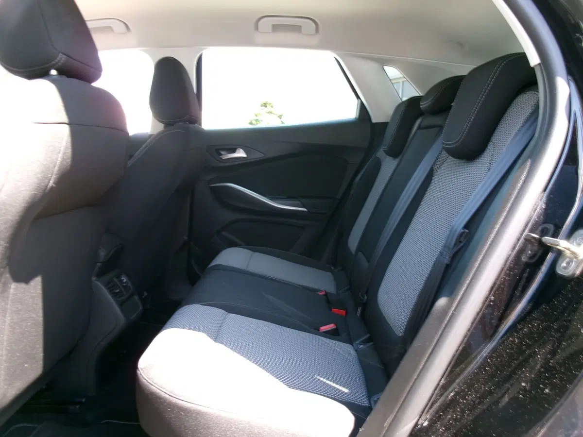 Opel Grandland X usata a Venezia (11)