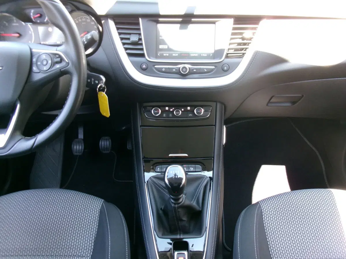 Opel Grandland X usata a Venezia (19)