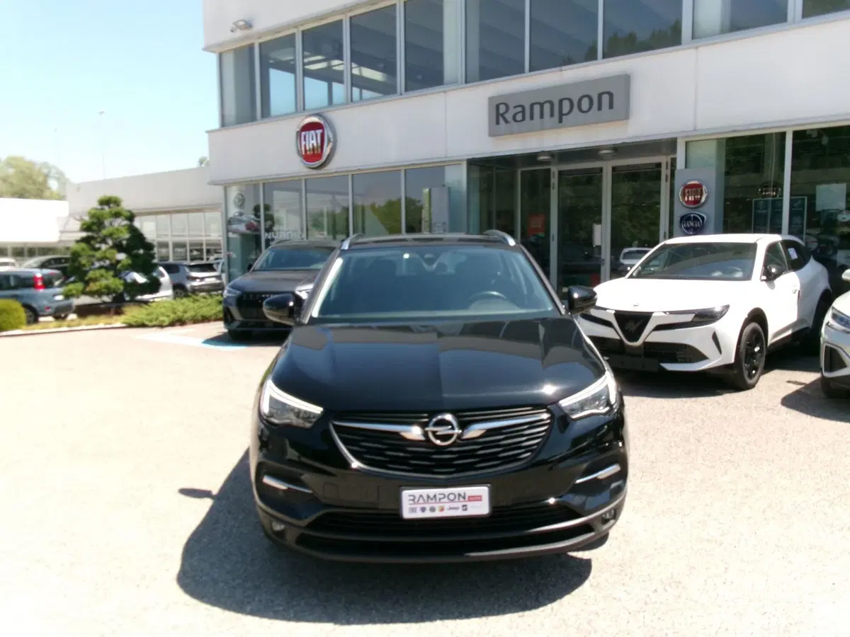 Opel Grandland X usata a Venezia (7)