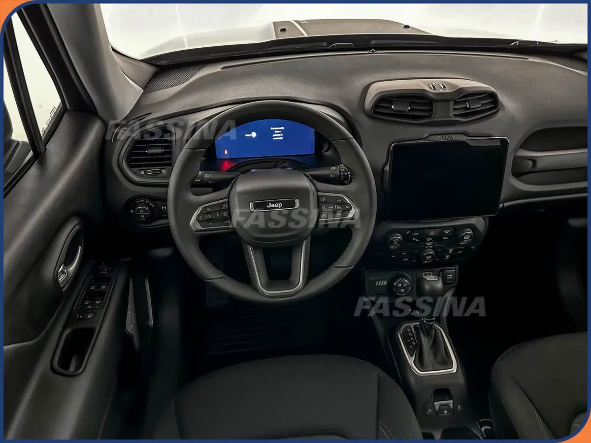Jeep Renegade nuova a Milano (11)