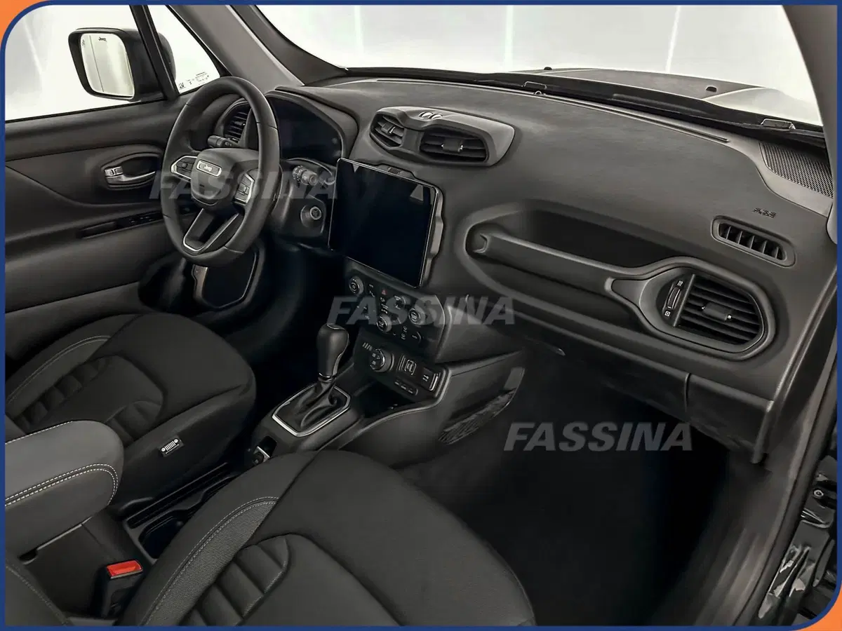 Jeep Renegade nuova a Milano (13)