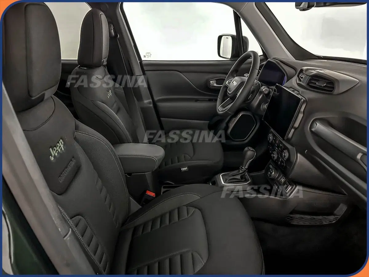 Jeep Renegade nuova a Milano (14)