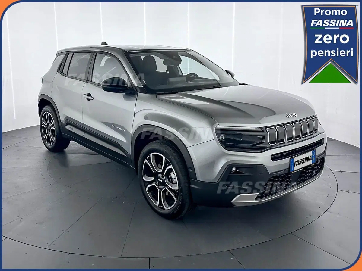 Jeep Avenger nuova a Milano