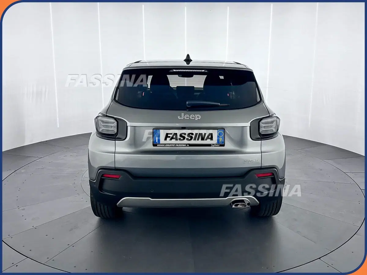 Jeep Avenger nuova a Milano (5)