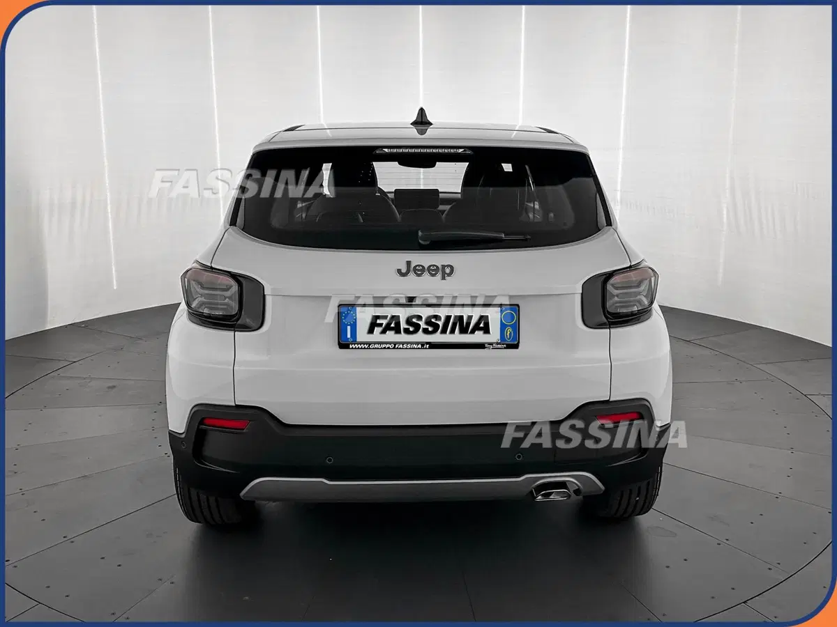 Jeep Avenger nuova a Milano (5)
