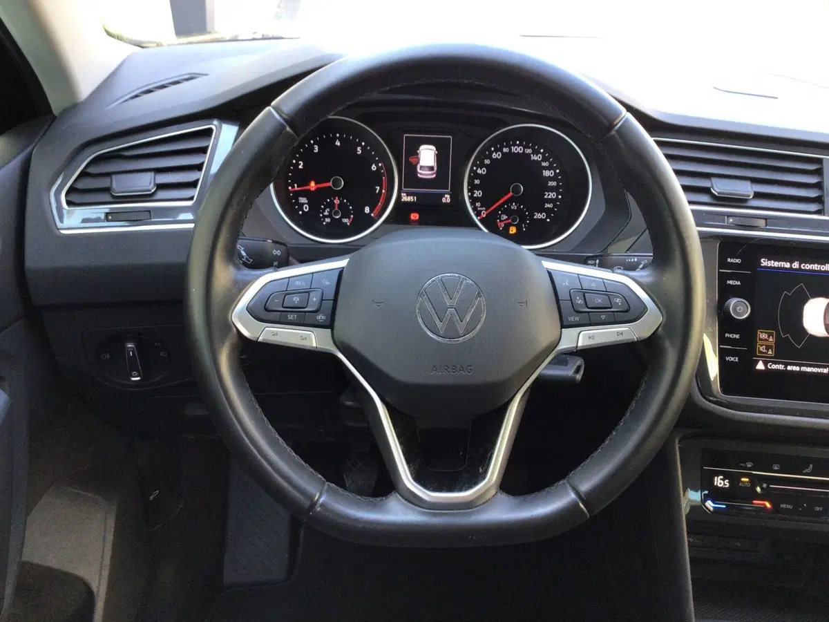 Volkswagen Tiguan usata a Genova (11)