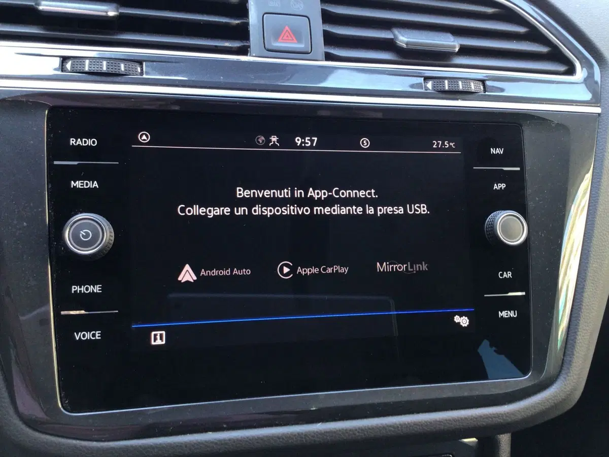 Volkswagen Tiguan usata a Genova (17)