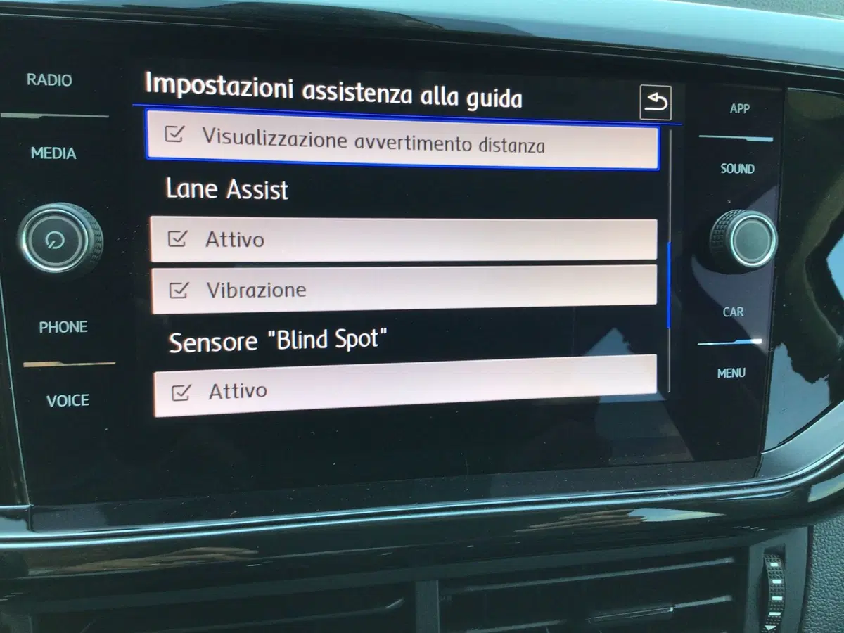Volkswagen T-Cross usata a Genova (19)