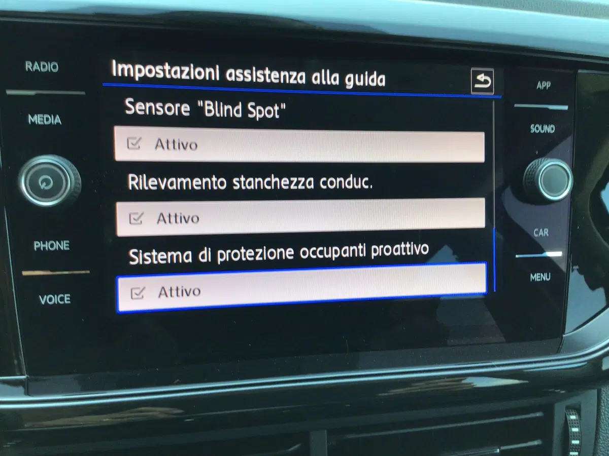 Volkswagen T-Cross usata a Genova (20)