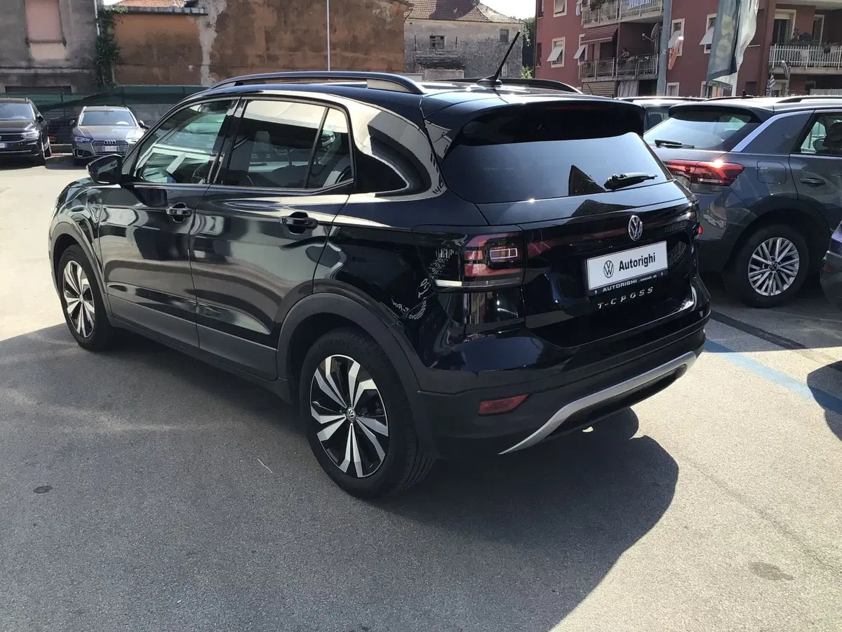 Volkswagen T-Cross usata a Genova (7)