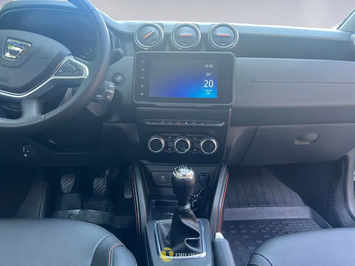 Dacia Duster usata a Milano (15)