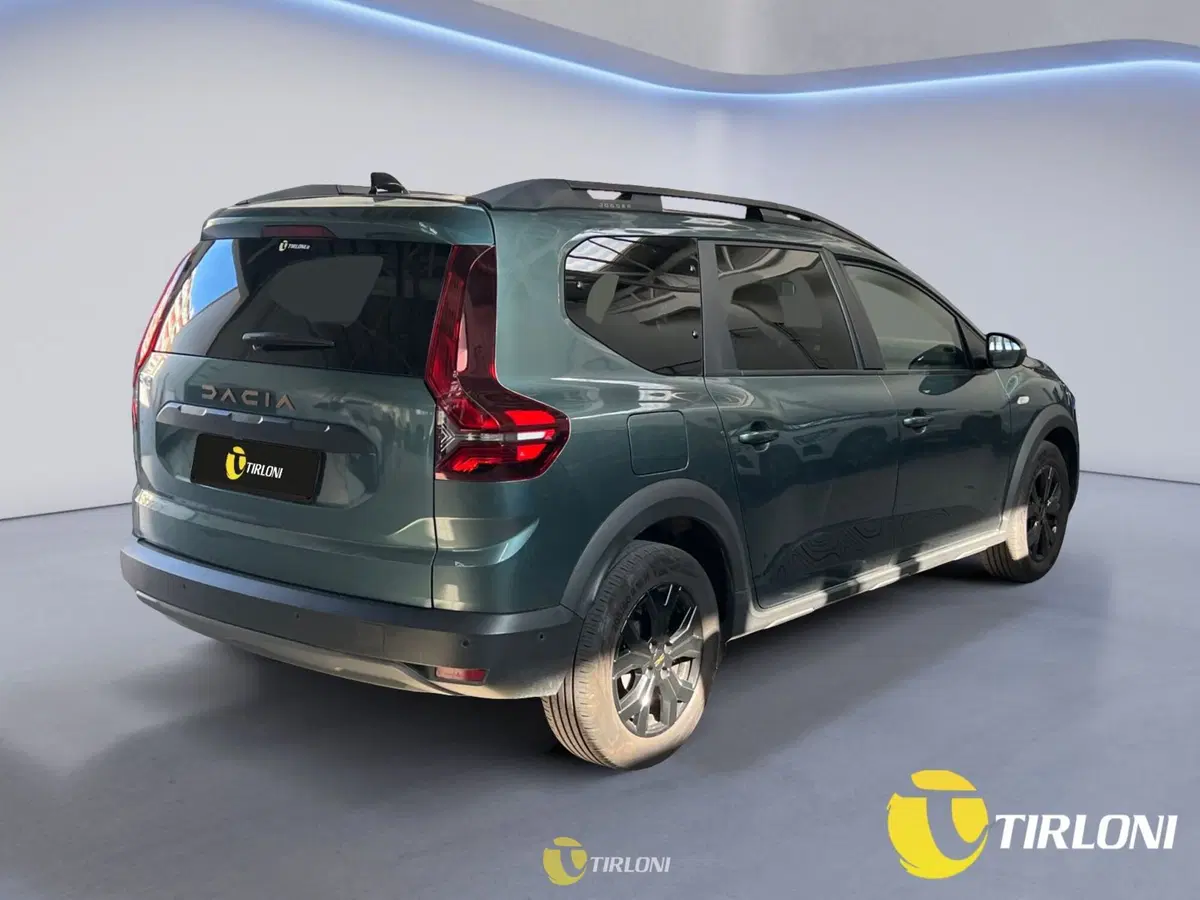 Dacia Jogger usata a Milano (4)