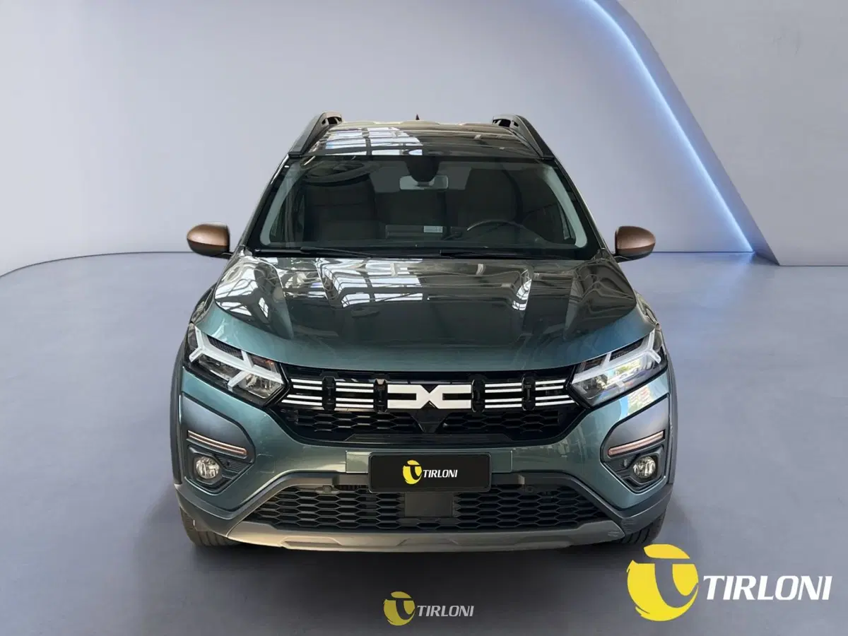 Dacia Jogger usata a Milano (6)