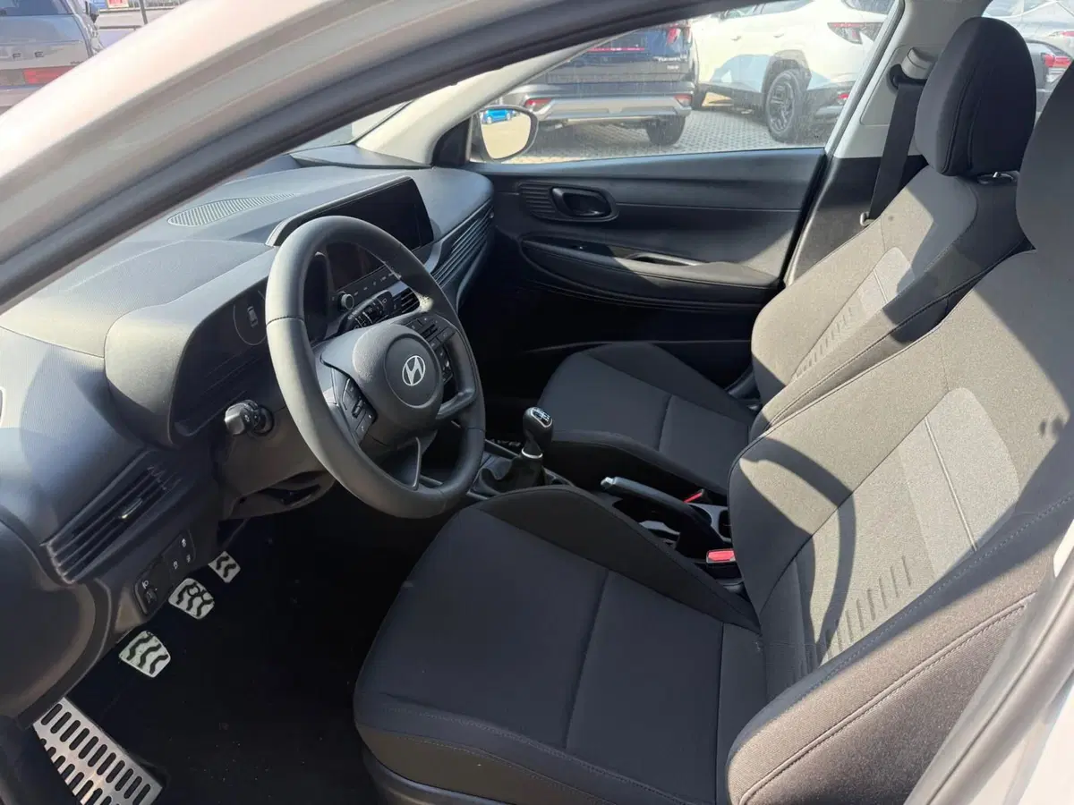 Hyundai Bayon nuova a Massa-Carrara (6)