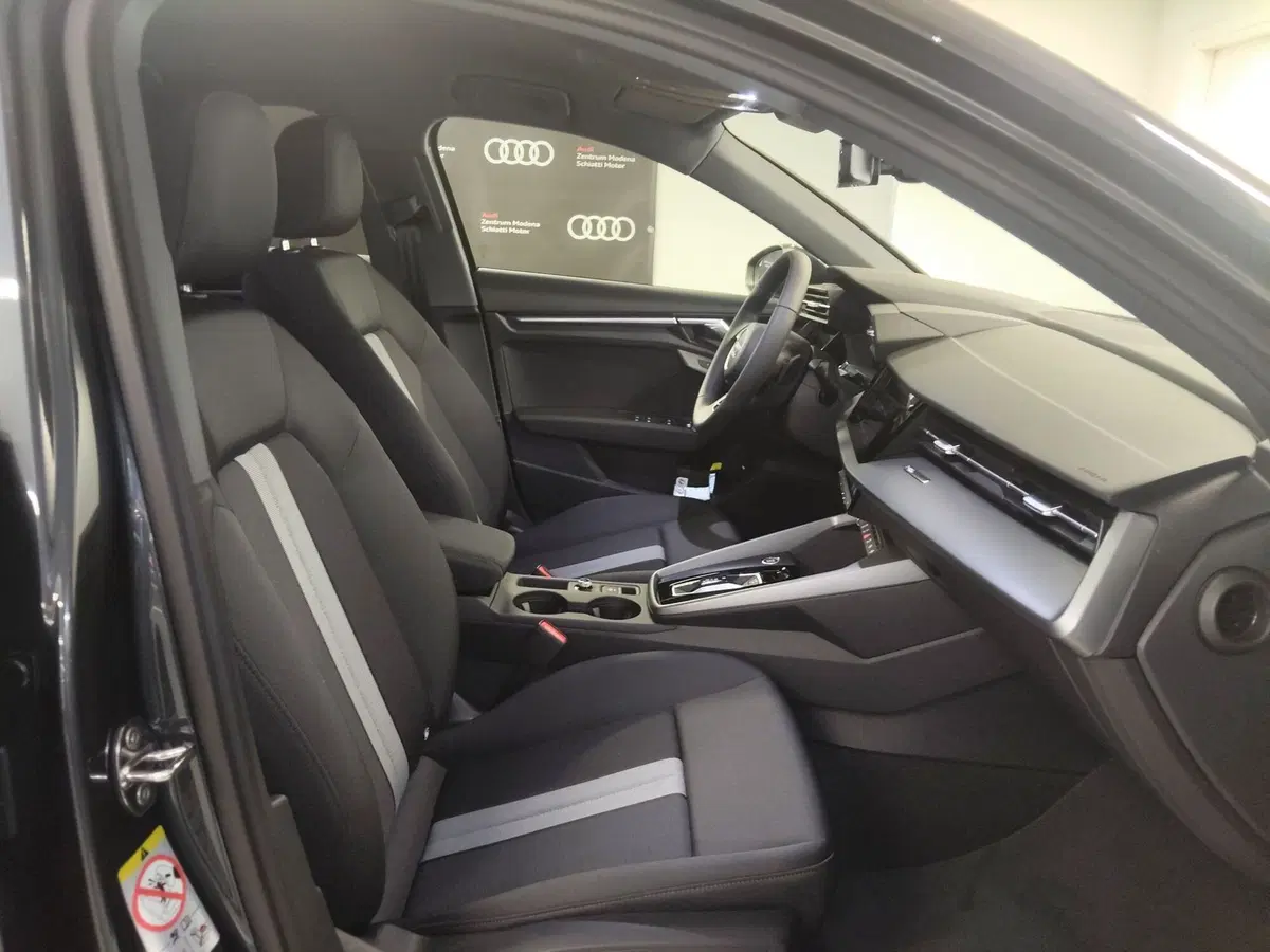Audi A3 allstreet nuova a Modena (16)