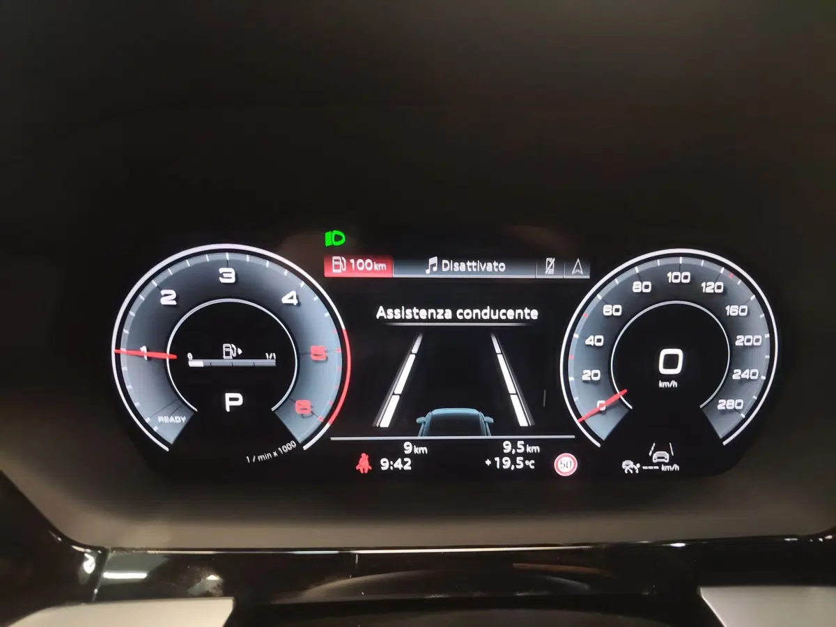 Audi A3 allstreet nuova a Modena (9)