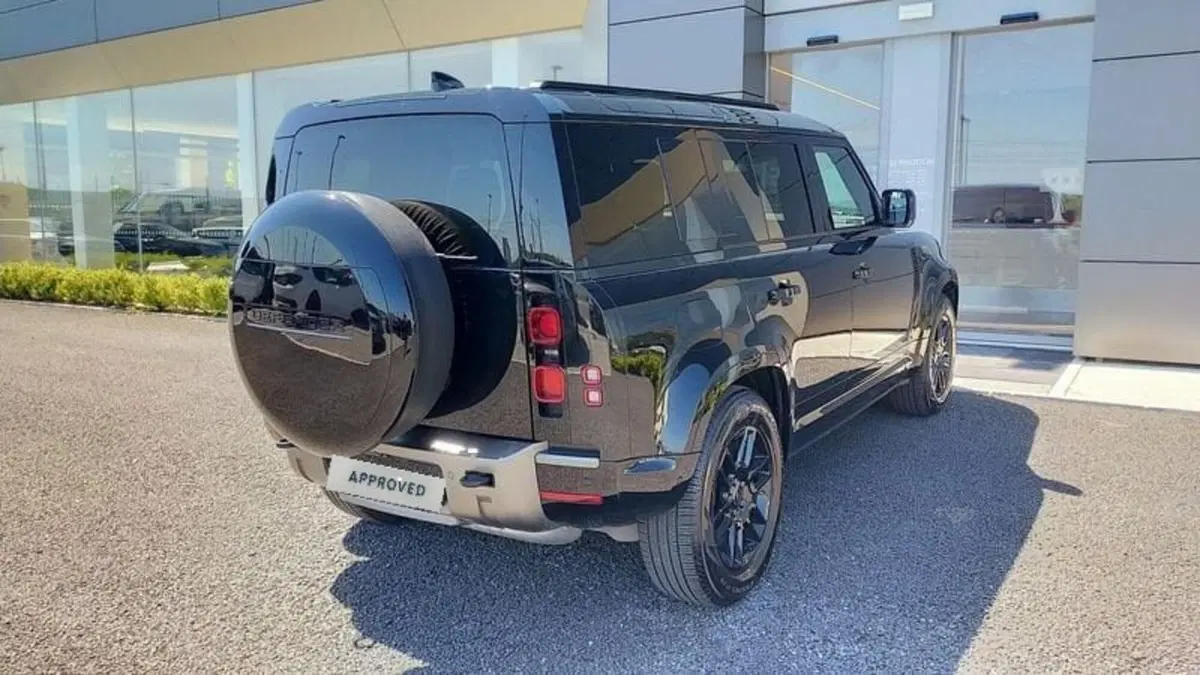 Land Rover Defender usata a Pesaro-Urbino