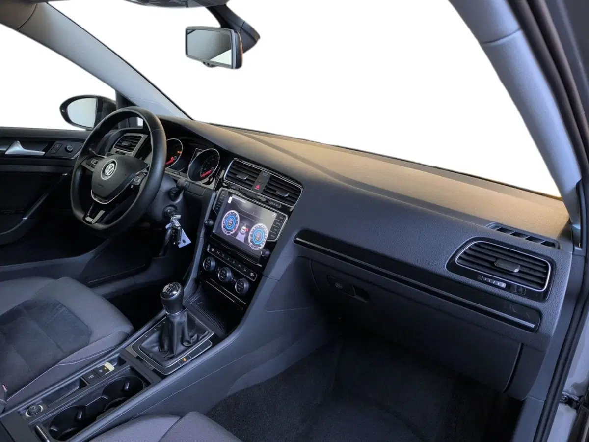 Volkswagen Golf usata a Udine (13)
