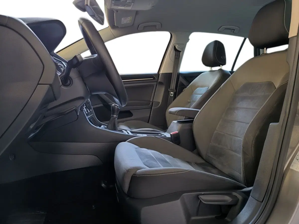 Volkswagen Golf usata a Udine (9)
