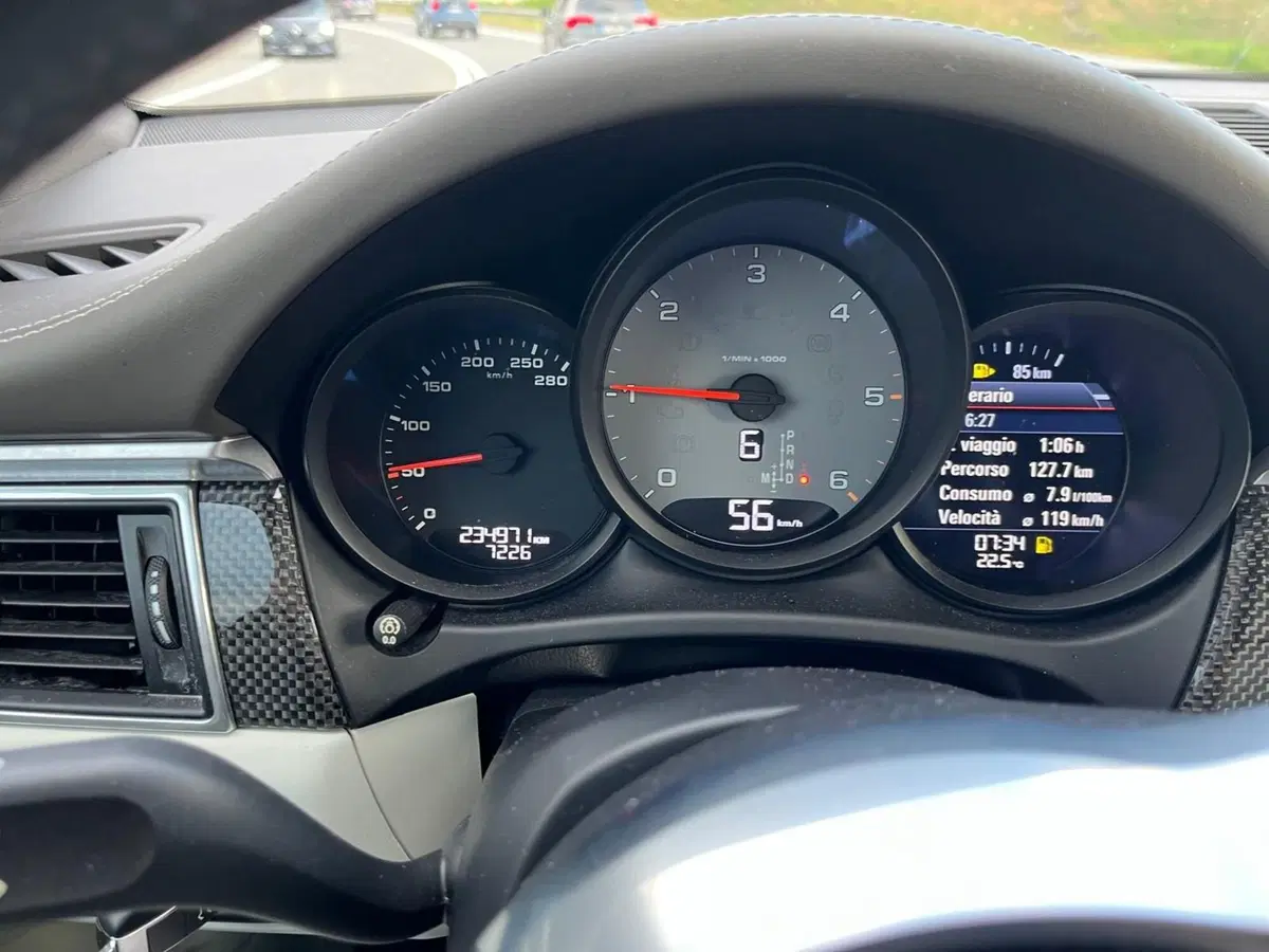 Porsche Macan usata a Cuneo (6)