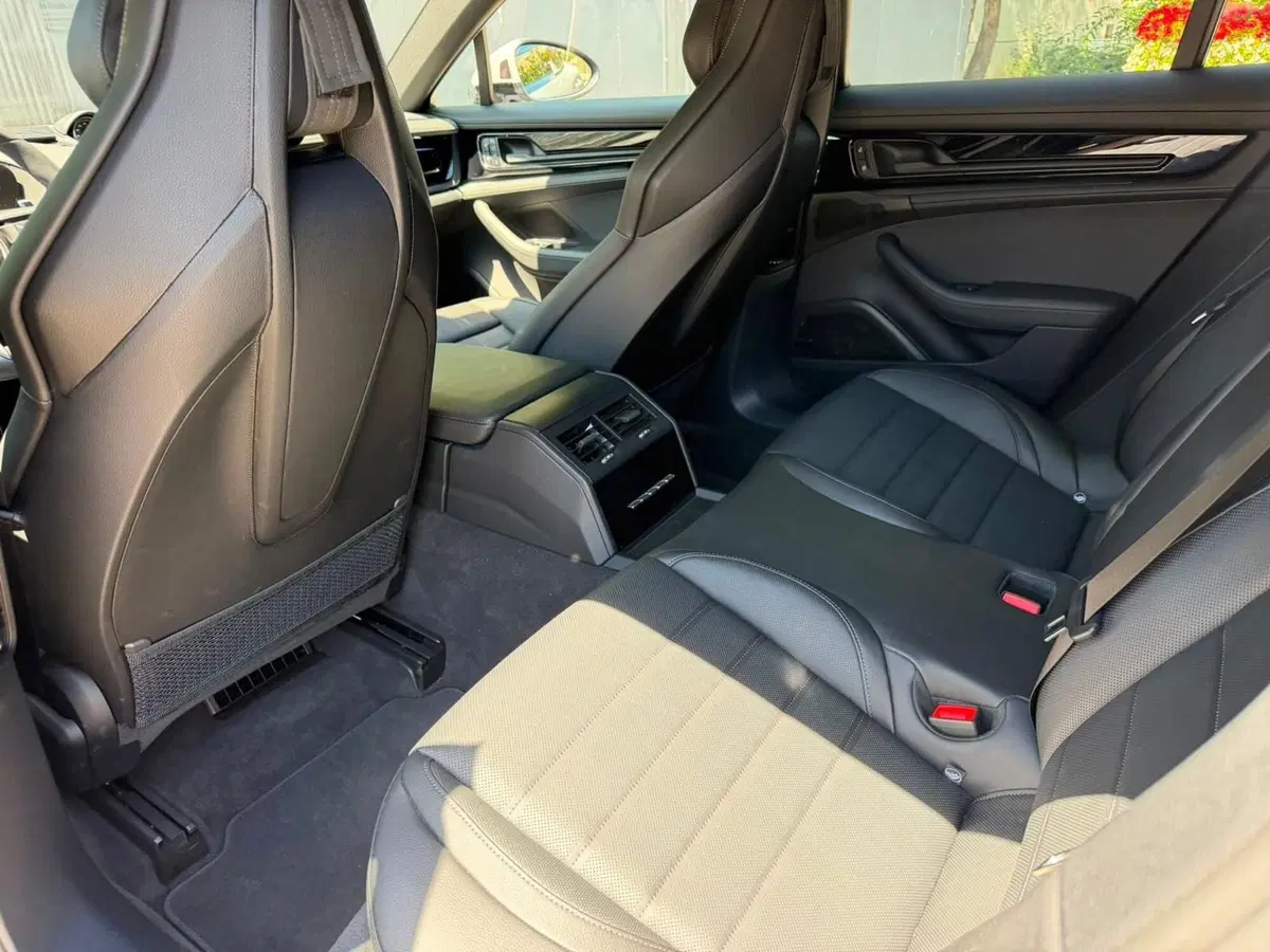 Porsche Panamera usata a Firenze (17)