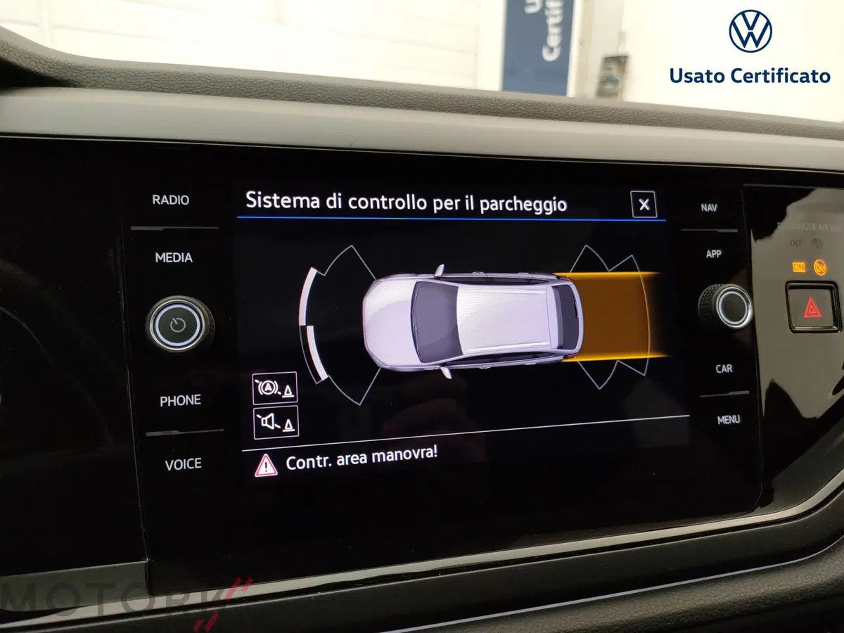Volkswagen Taigo usata a Varese (16)