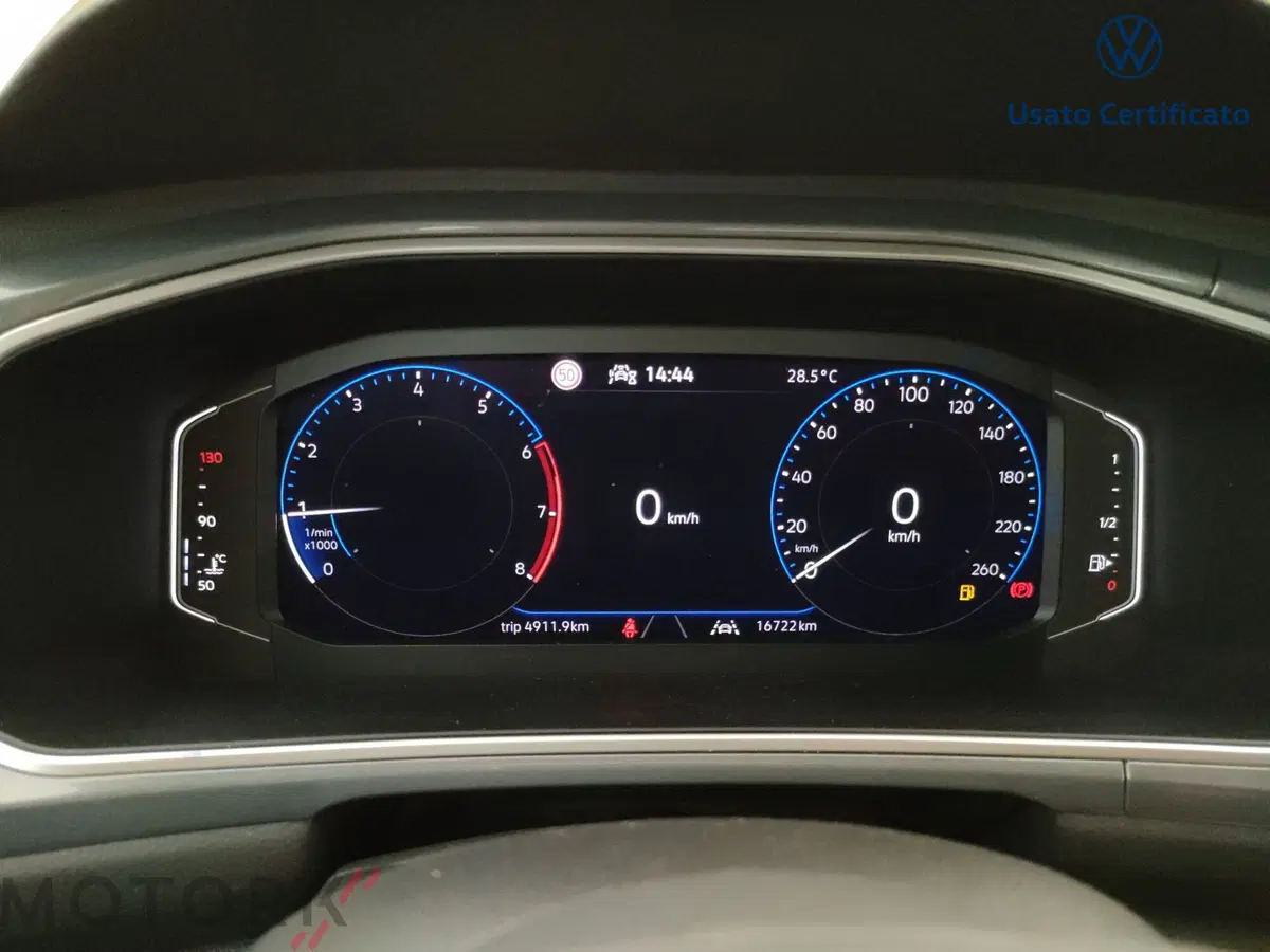 Volkswagen T-Roc usata a Varese (17)