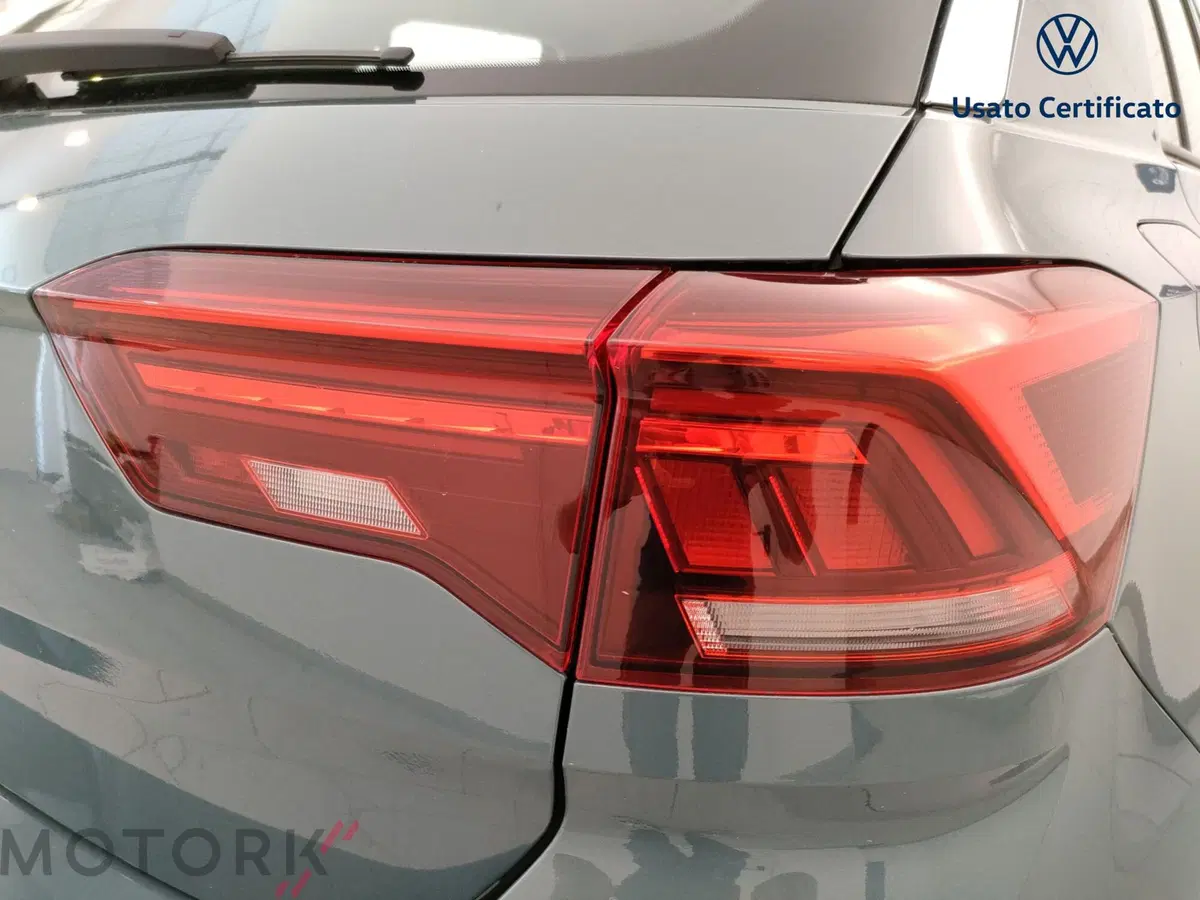 Volkswagen T-Roc usata a Varese (8)