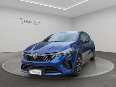 Renault Clio TCe 90 CV 5 porte Techno del 2025 usata a Perugia