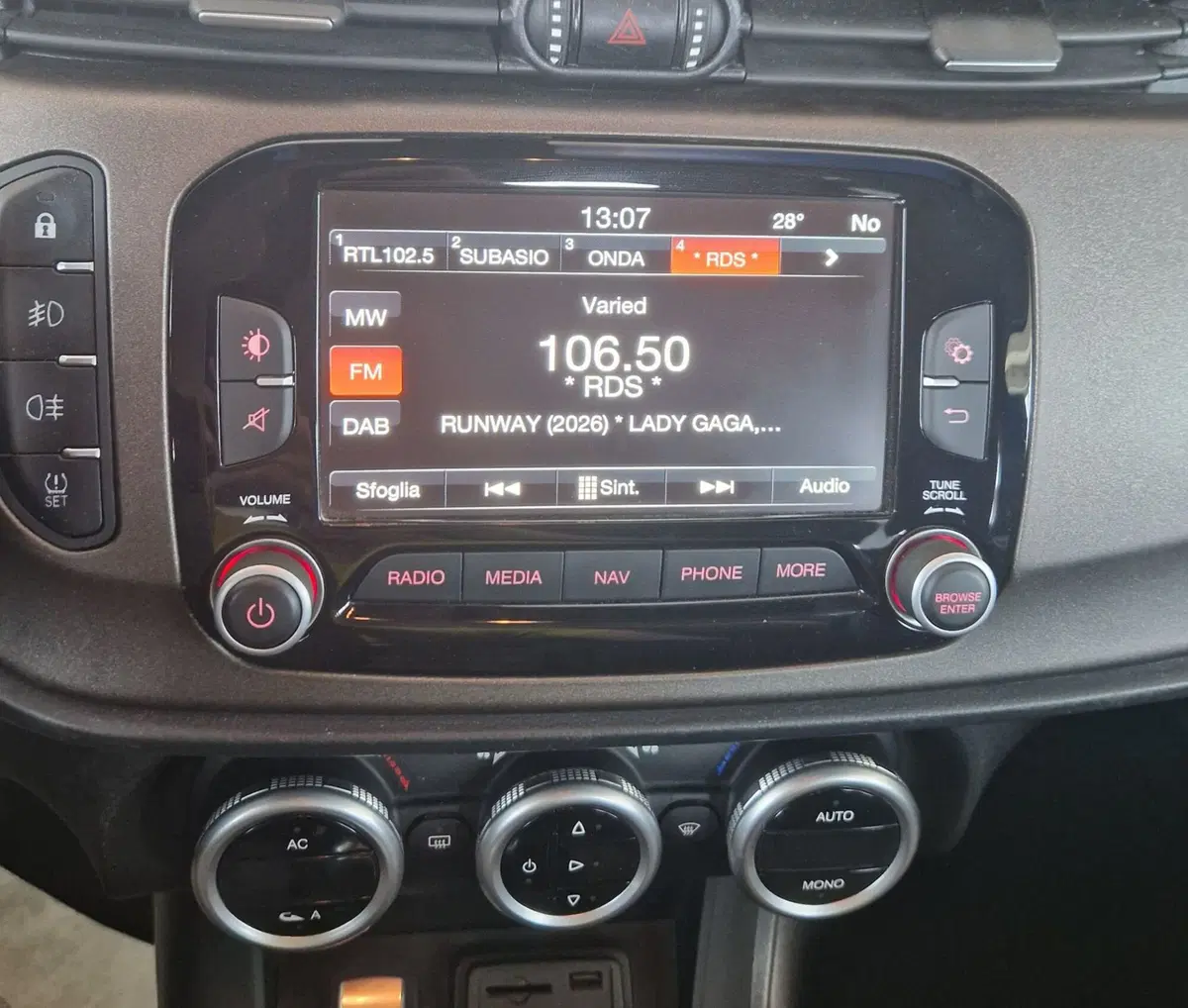 Alfa Romeo Giulietta usata a Terni (13)