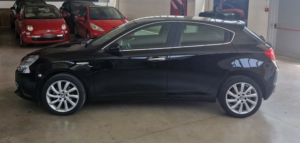 Alfa Romeo Giulietta usata a Terni (3)