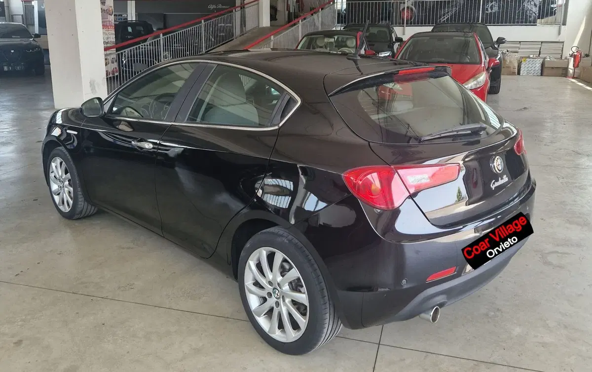 Alfa Romeo Giulietta usata a Terni (4)