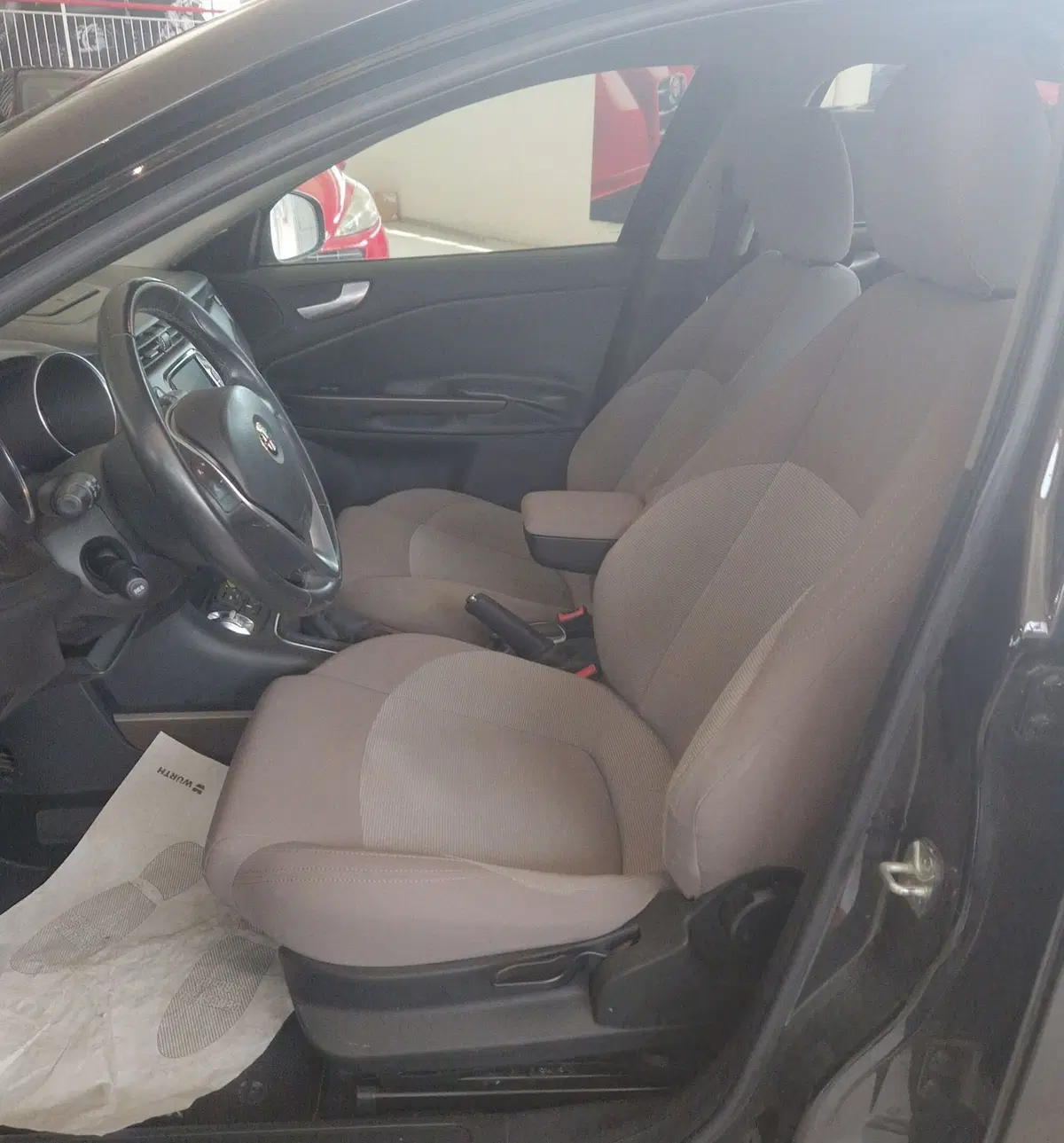 Alfa Romeo Giulietta usata a Terni (7)